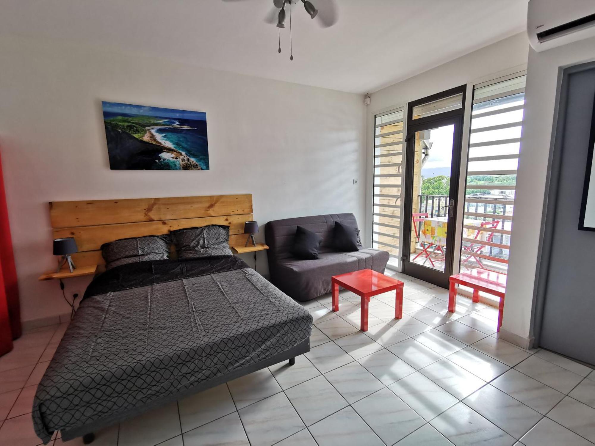 Appartement Vue Mer Et Montagne A 100M De La Plage Ле Госие Екстериор снимка